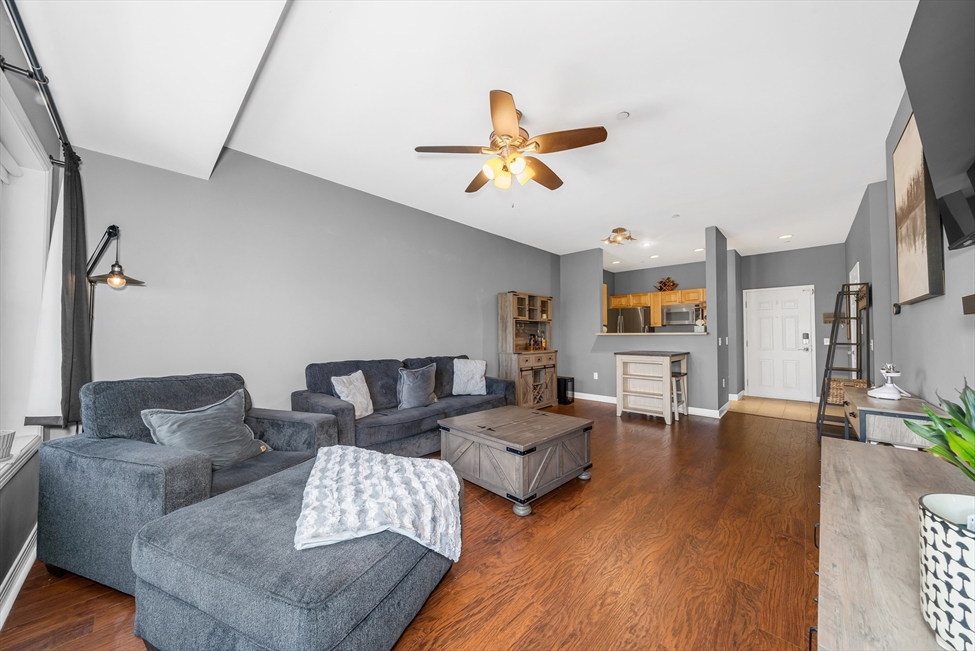 8 Walnut St, Peabody, MA Image 4
