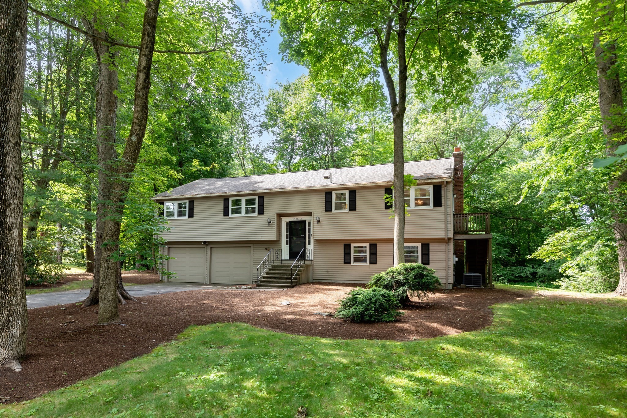 14 Oxbow Rd, Natick, MA 01760