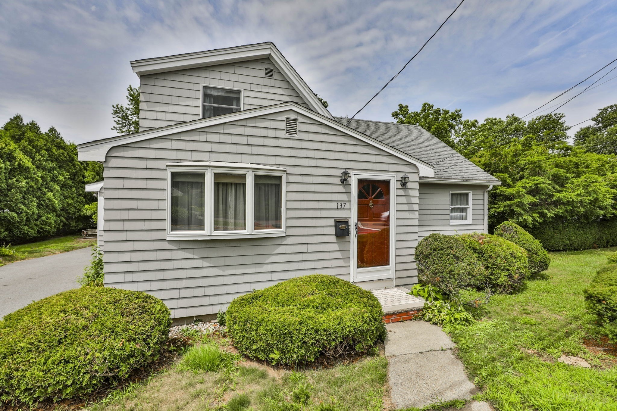 137 Central St, Saugus, MA 01906