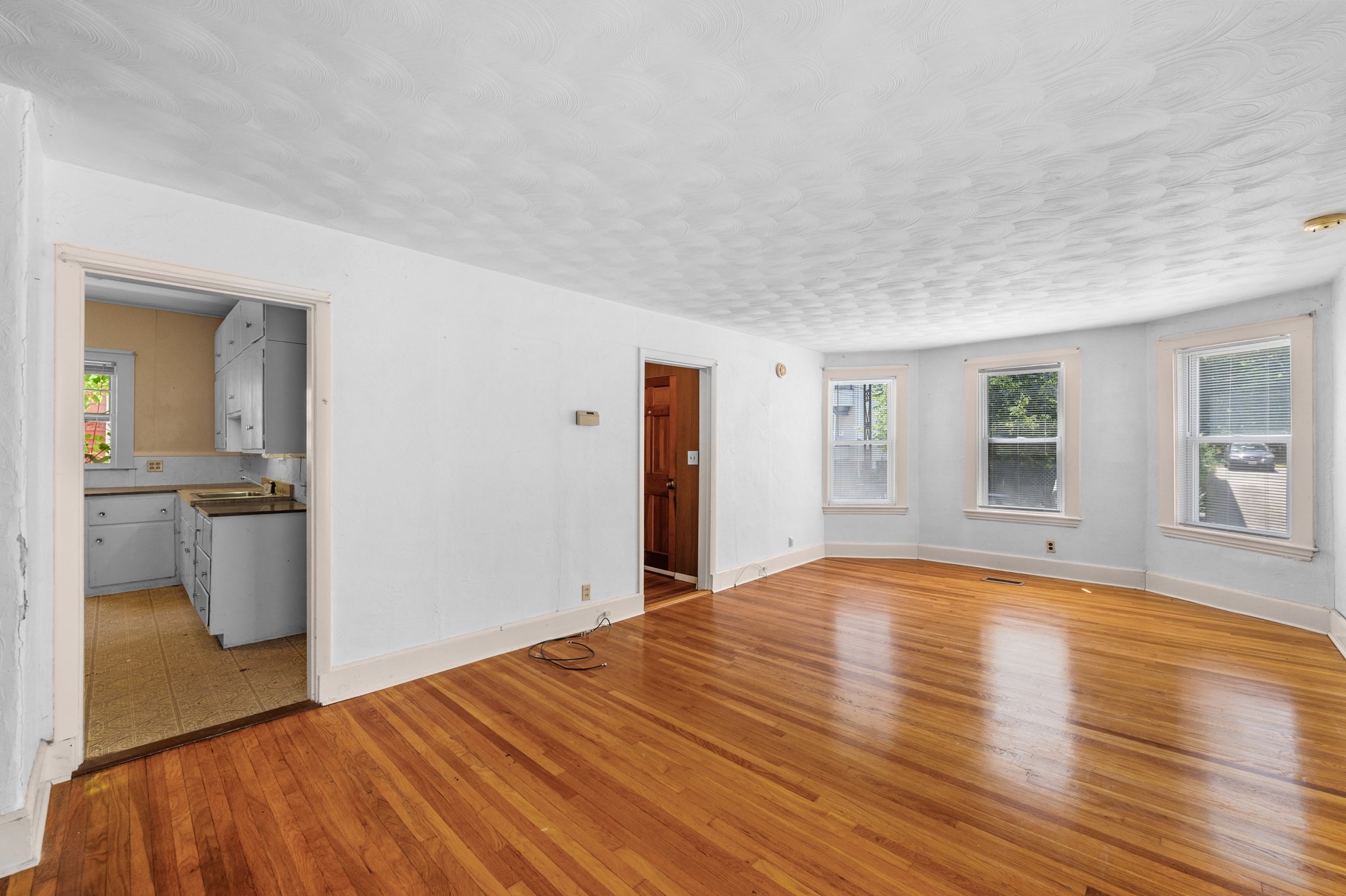 31 Orchard St, Medford, MA 02155 - Image 11
