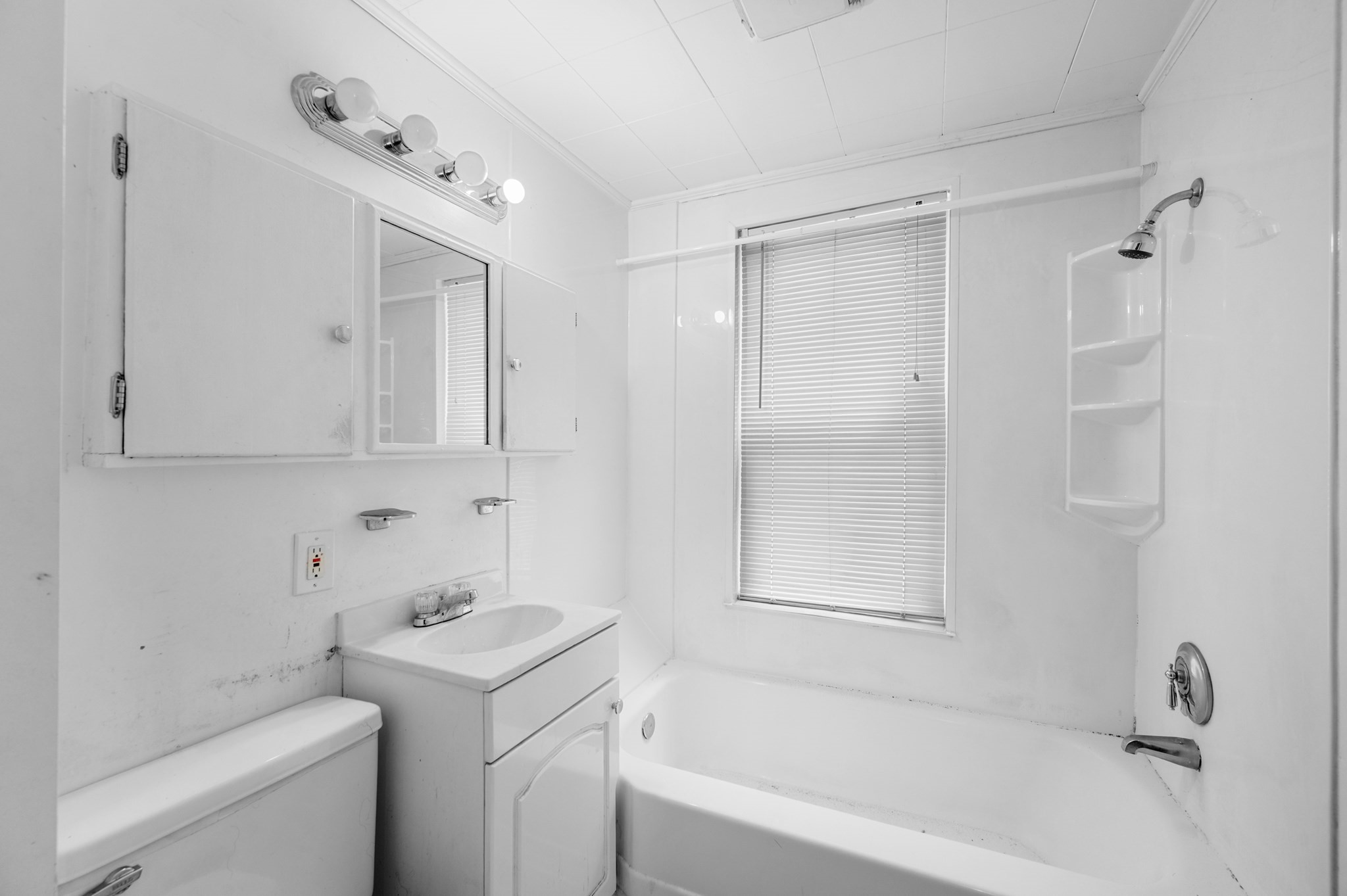 31 Orchard St, Medford, MA 02155 - Image 12