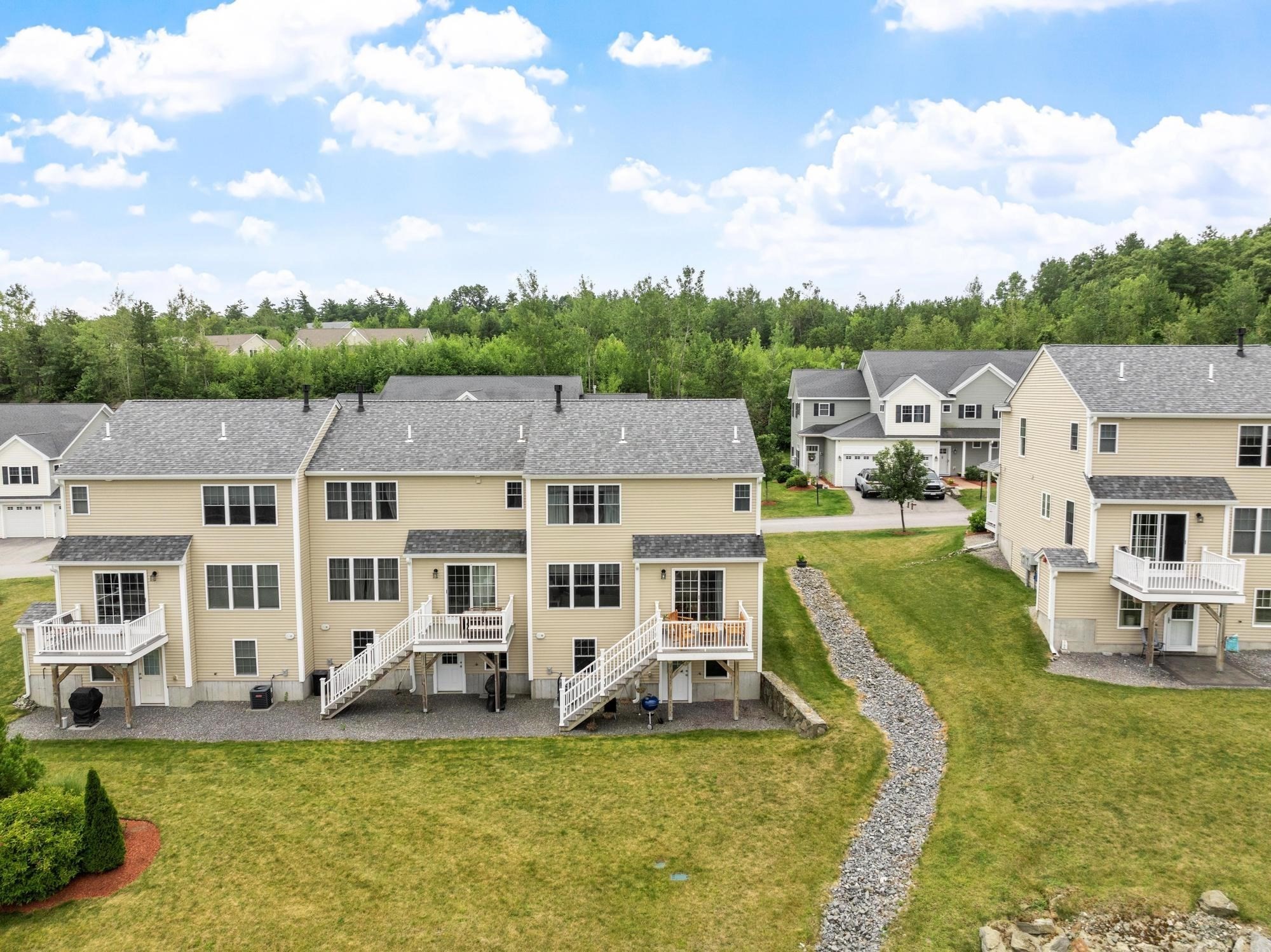 1208 Hazelwood Way, Clinton, MA 01510 - Image 24