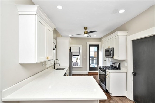 16 Carson St, Apt 1
