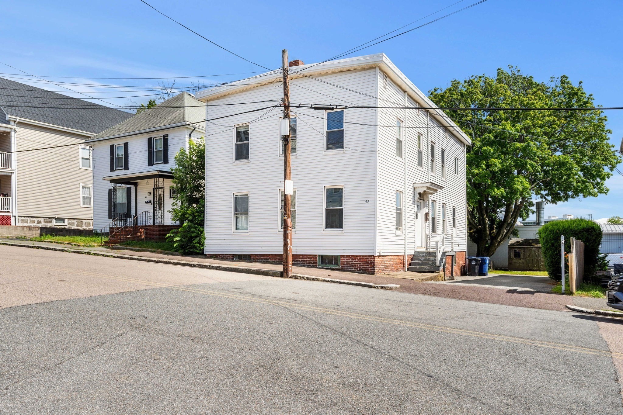 93 Ocean Ave, Salem, MA 01970