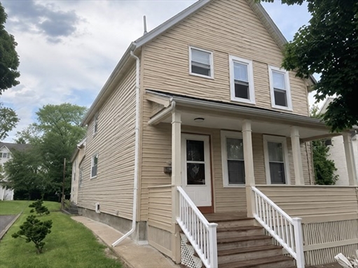 32 Harding Ave