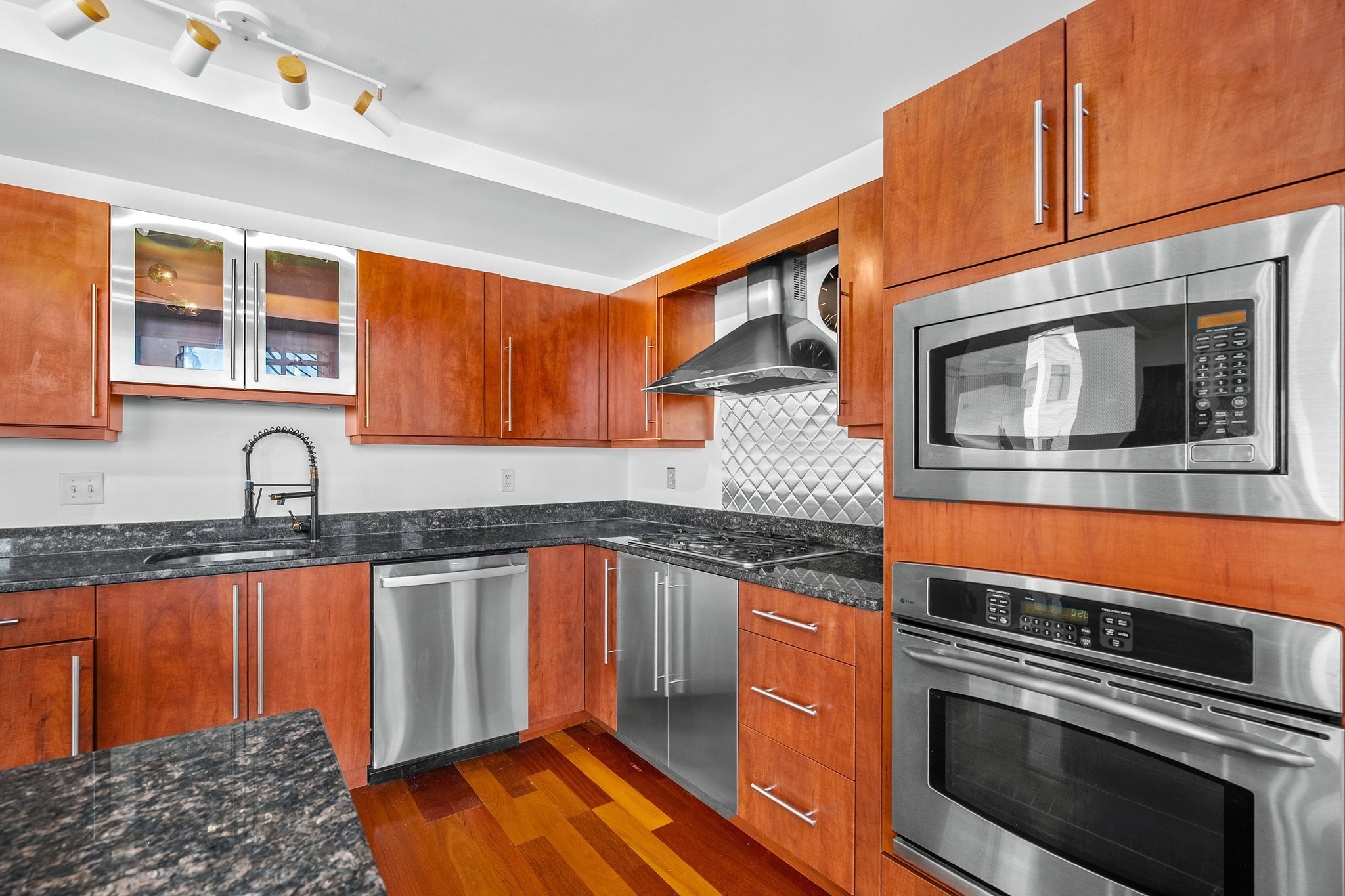 10 Ocean Avenue Unit 414, Revere, MA 02151 - Image 12