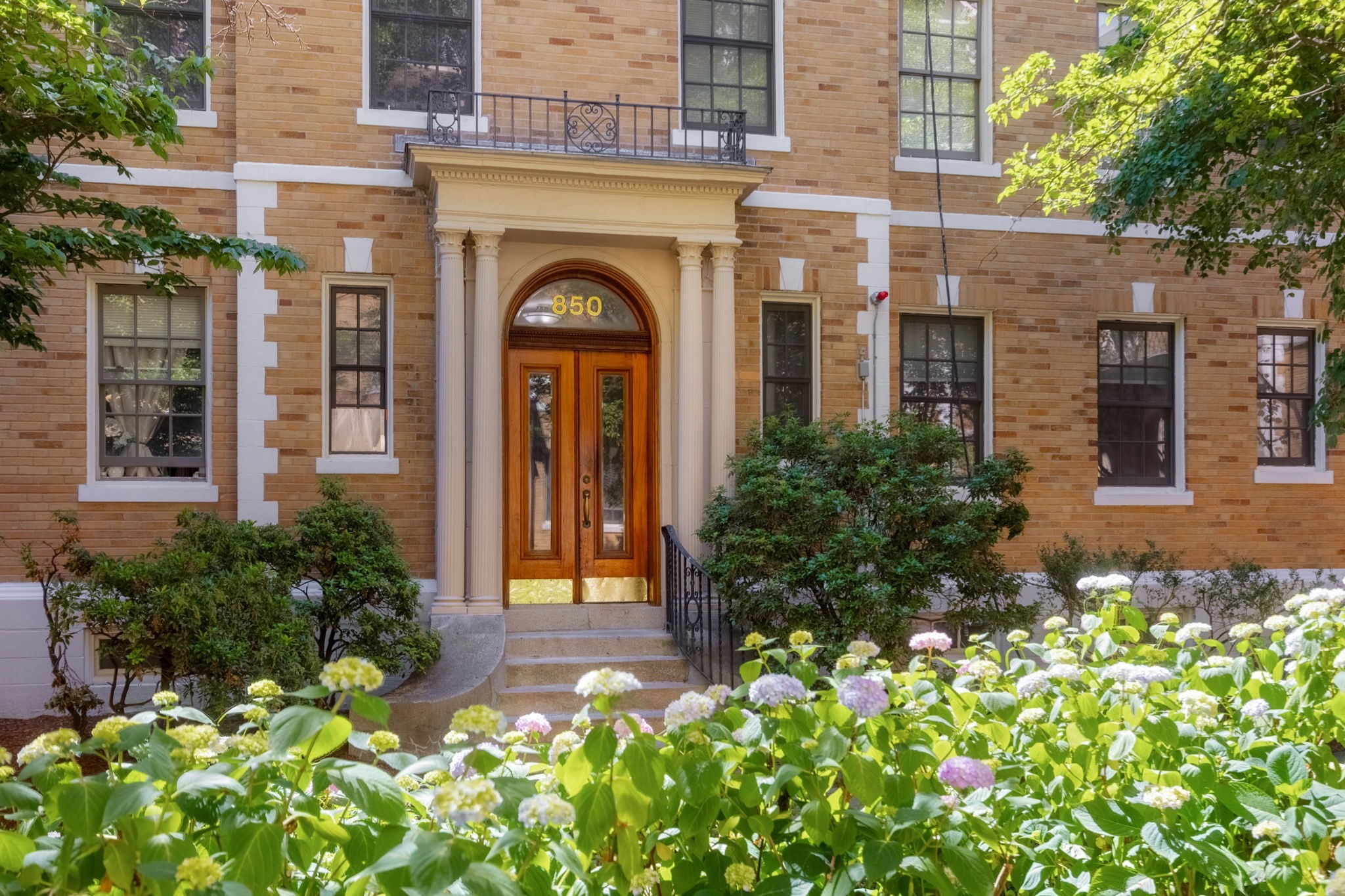 850 Massachusetts Avenue Unit 11, Cambridge, MA 02139
