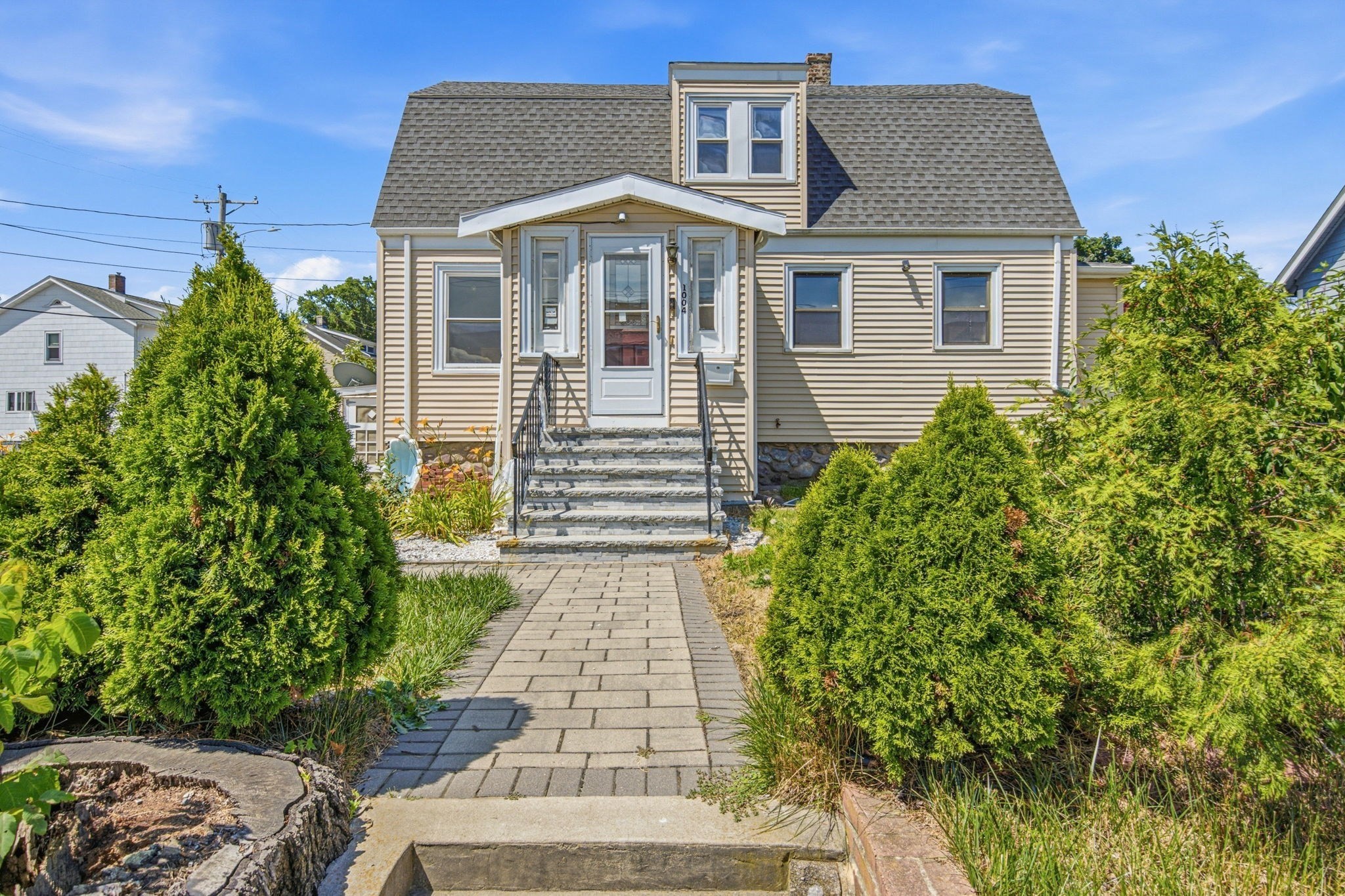 1004 N Main St, Randolph, MA 02368