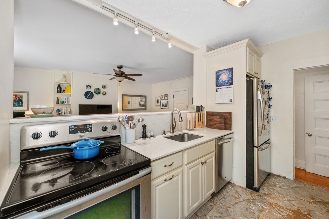 21 Beacon Street Unit 2E, Downtown, Boston, MA 02108 - Image 2