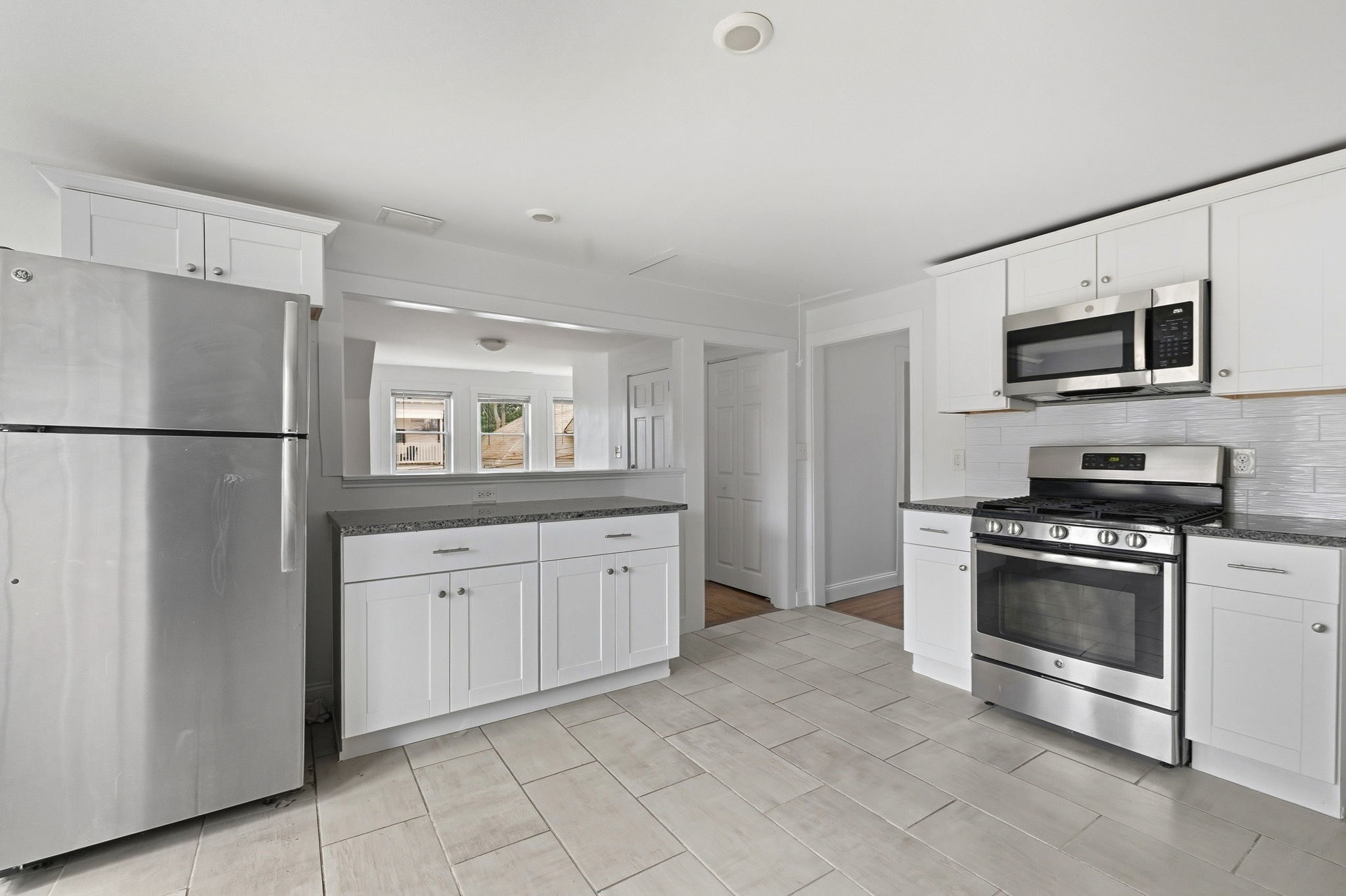 17 Forest Ave Unit 3, Salem, MA 01970 - Image 3