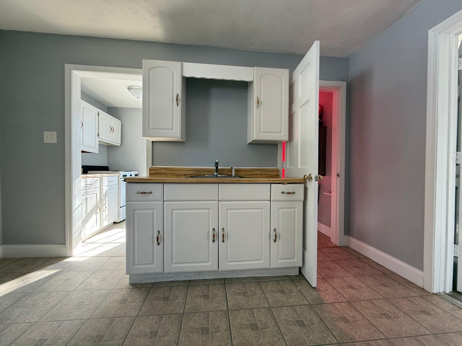 21 Omena Pl, Fitchburg, MA 01420 - Image 5