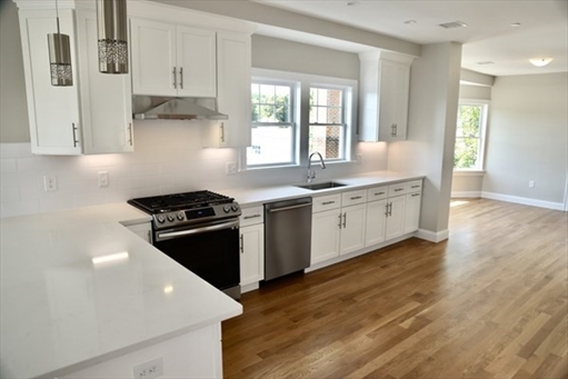 35 Chestnut St, Apt 2