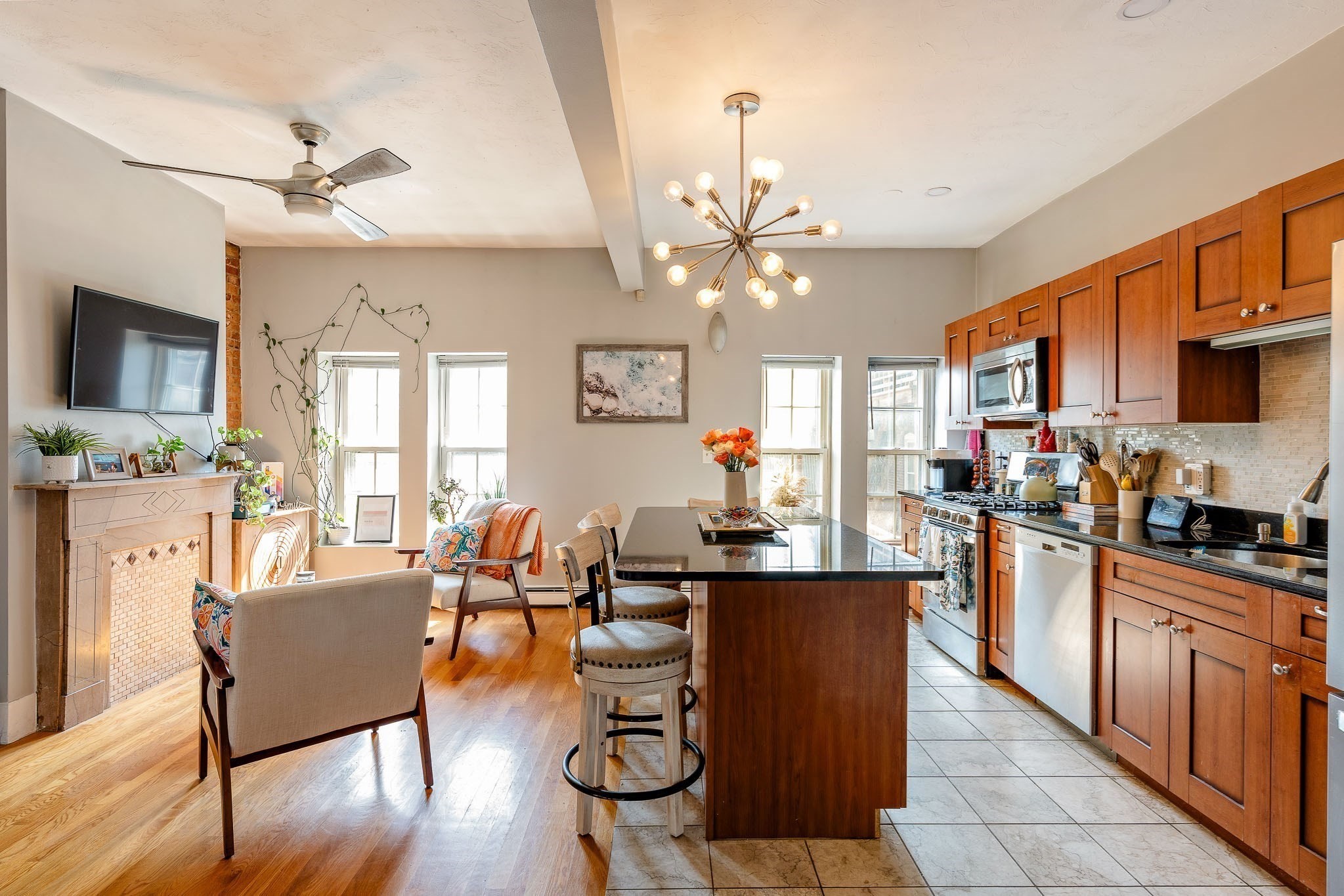 60 Beacon St Unit 1, Chelsea, MA 02150