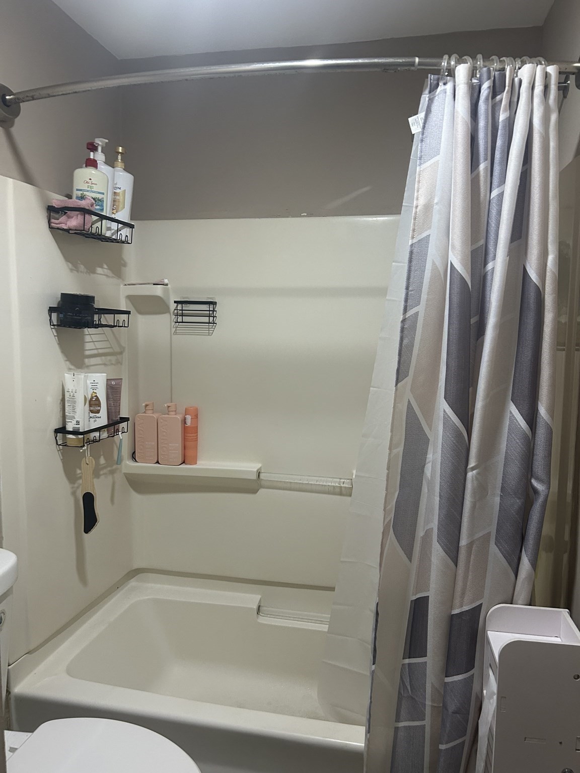 105 Spruce Street, Leominster, MA 01453 - Image 9