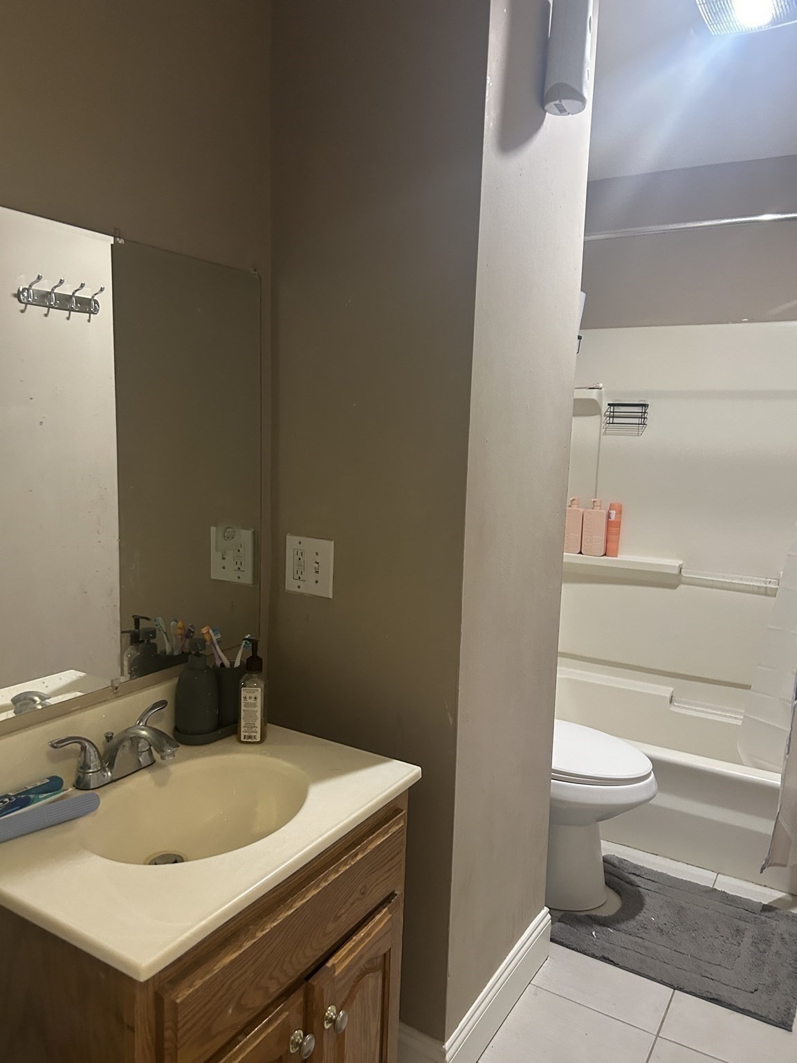 105 Spruce Street, Leominster, MA 01453 - Image 10