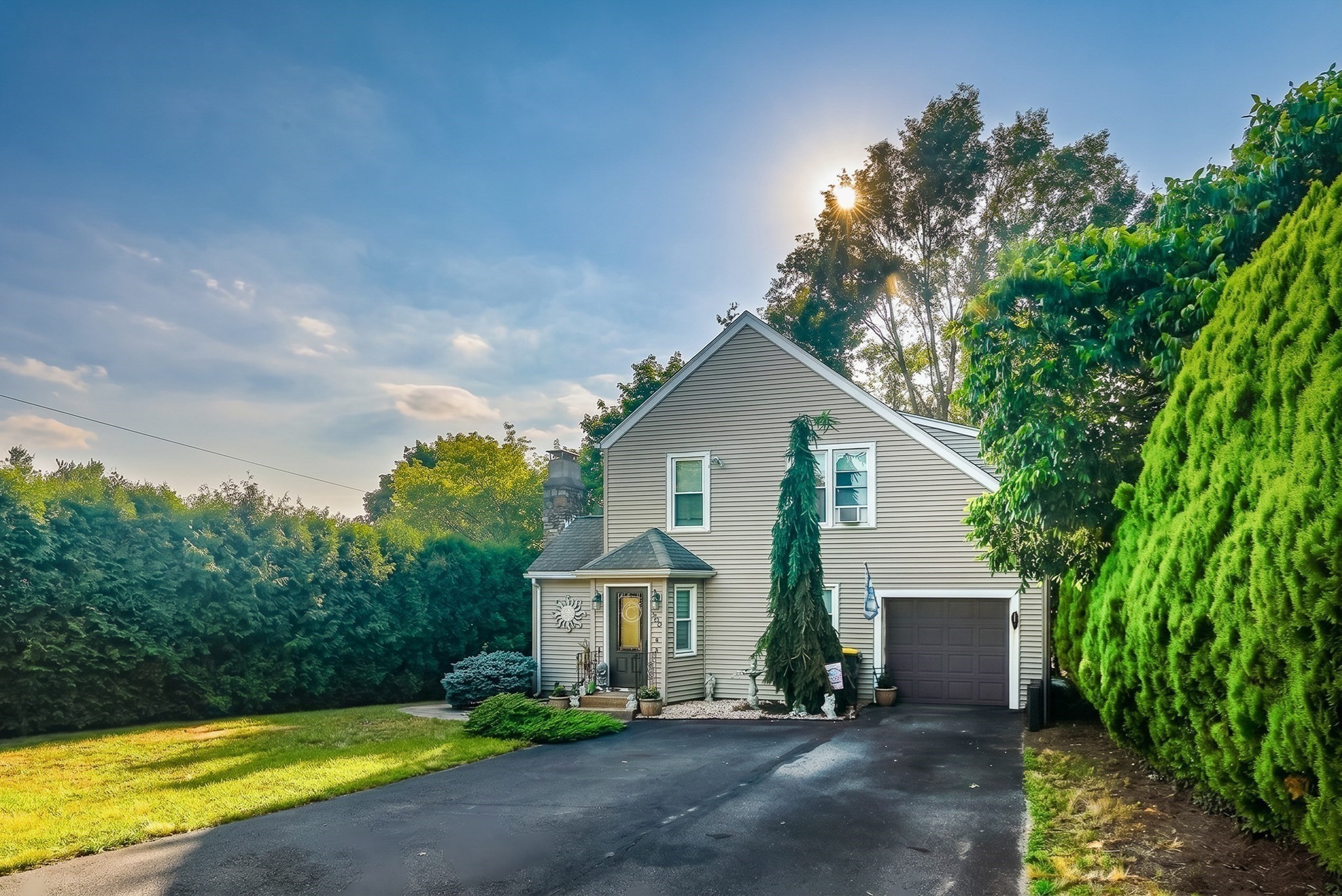 785 Lees River, Somerset, MA 02726