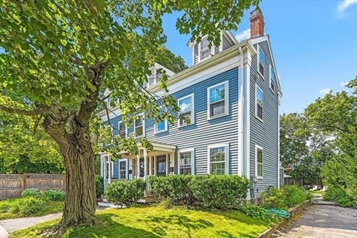 14 Schouler Ct, Apt 14