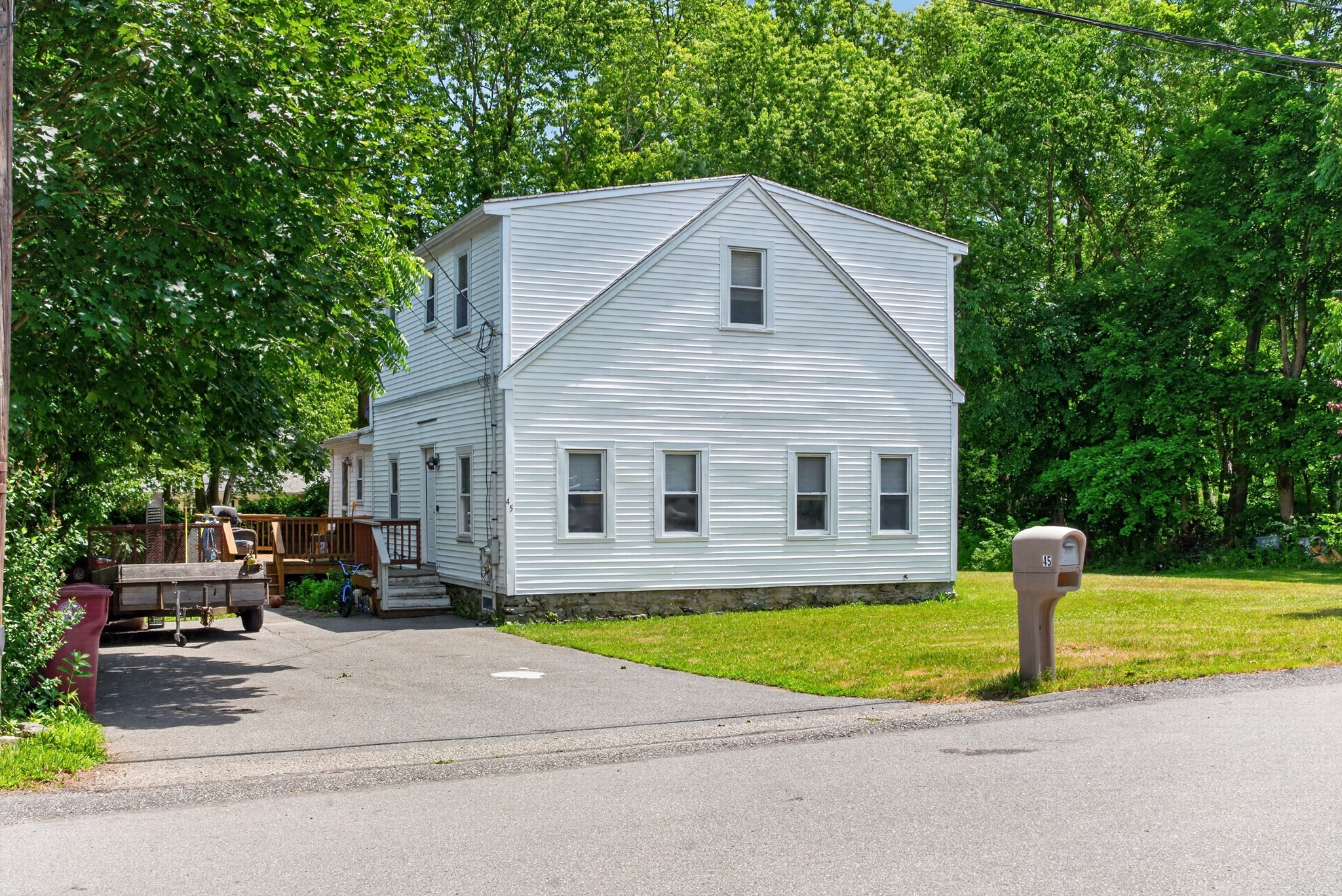 45 Forest St, Middleboro, MA 02346