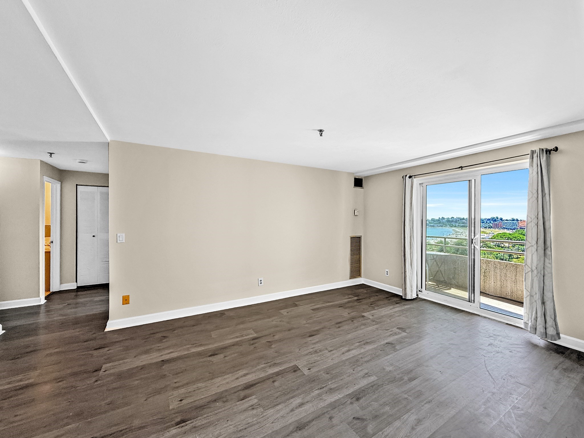 382 Ocean Ave Unit 902, Revere, MA 02151 - Image 8