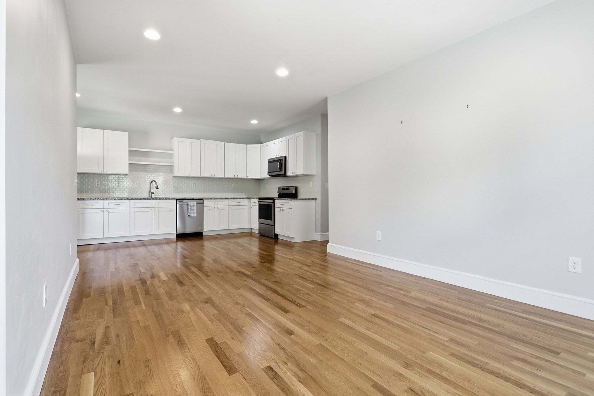 94 Summit Unit 2, Clinton, MA 01510 - Image 6