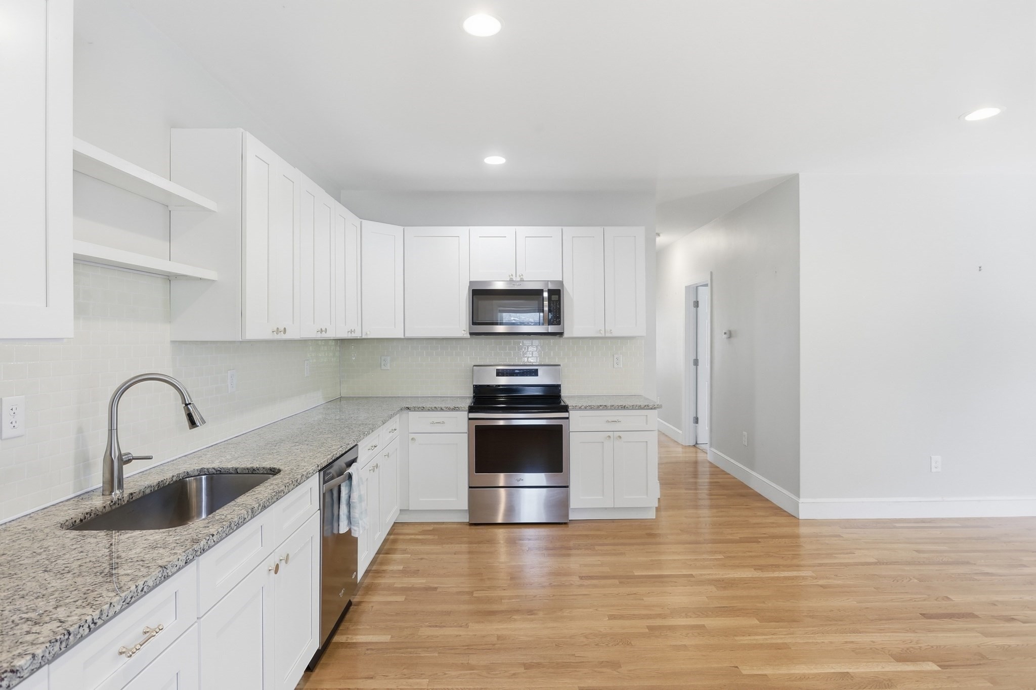 94 Summit Unit 2, Clinton, MA 01510 - Image 8