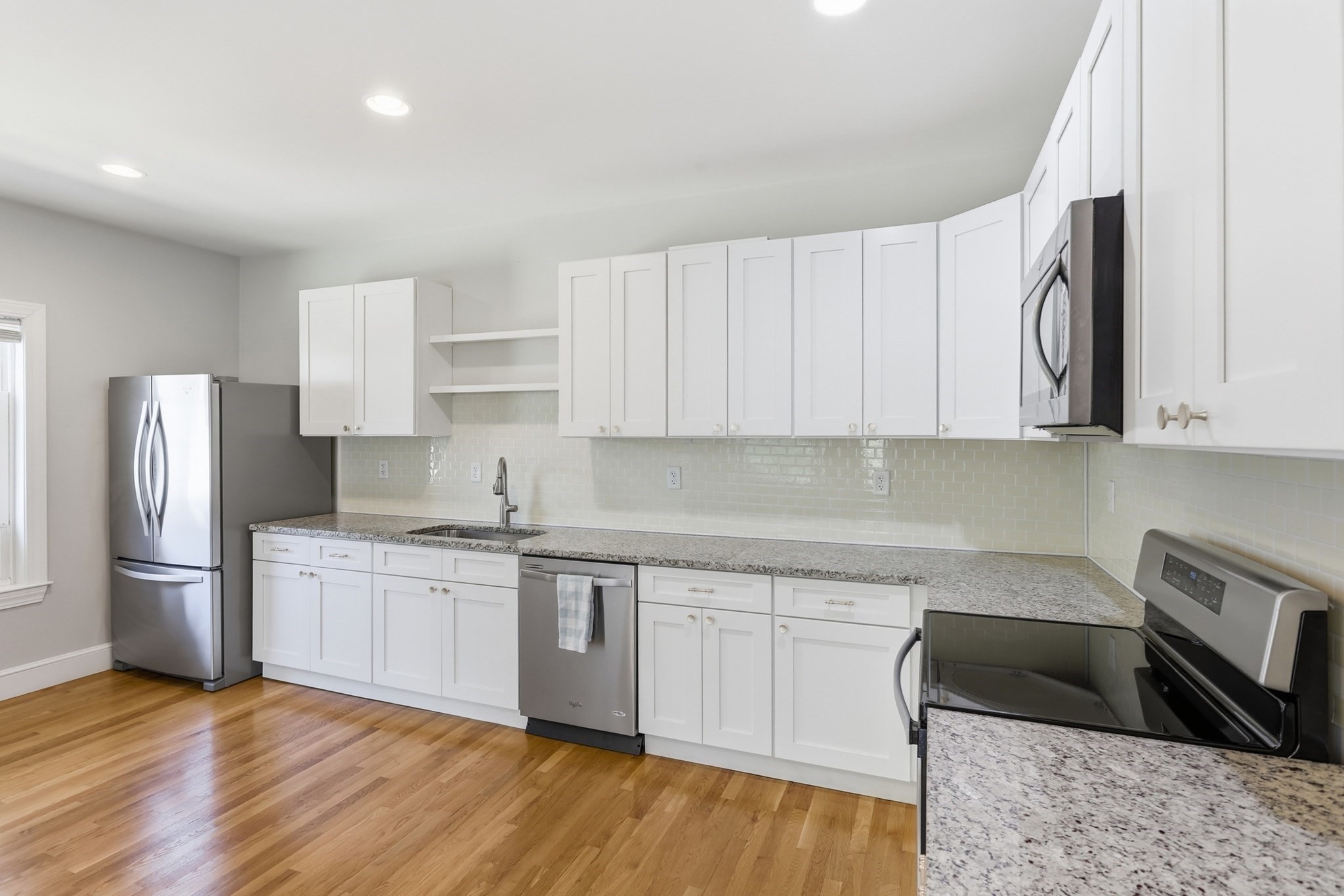 94 Summit Unit 2, Clinton, MA 01510 - Image 10