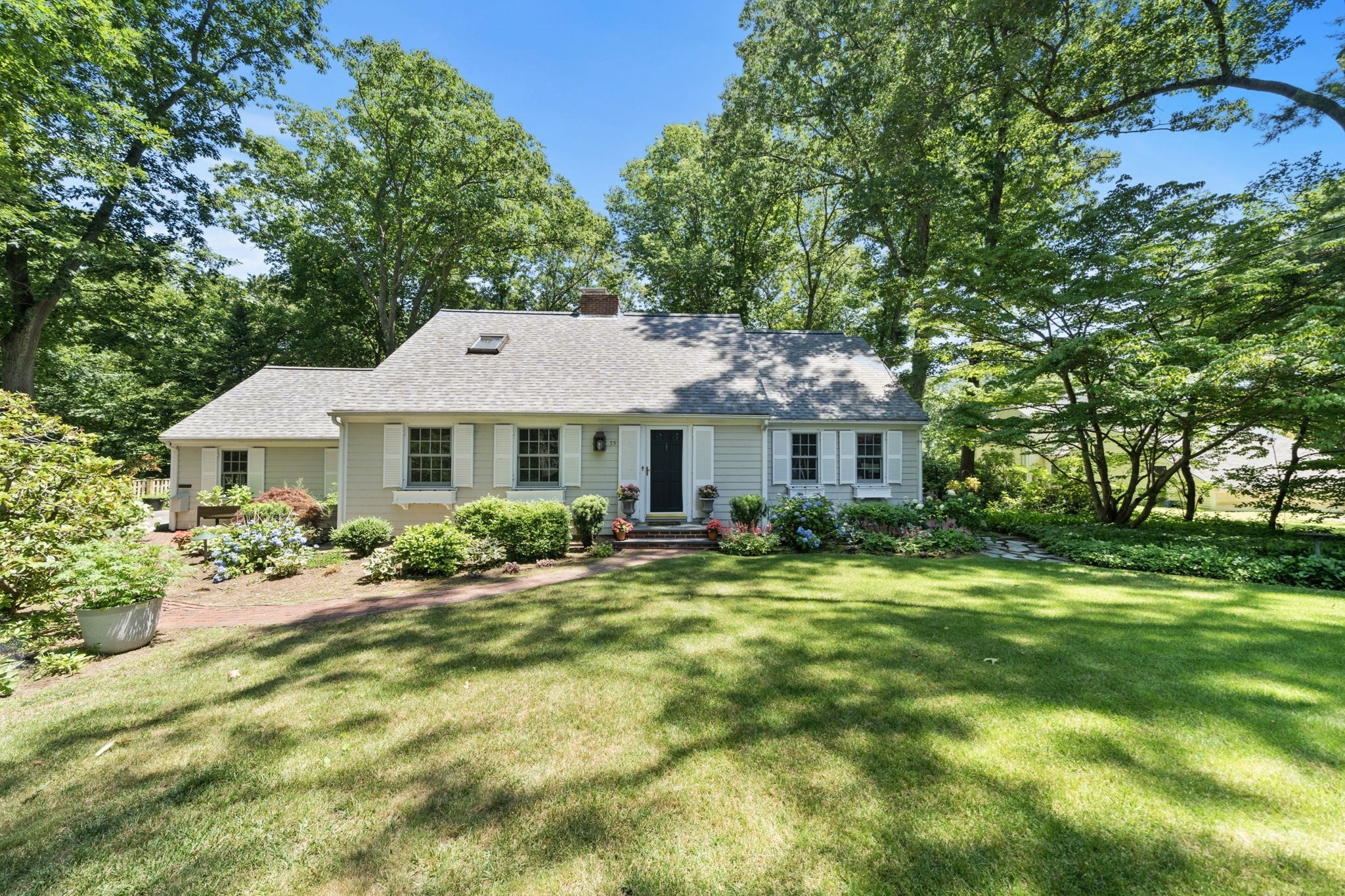 55 Fox Run Rd, Hamilton, MA 01982