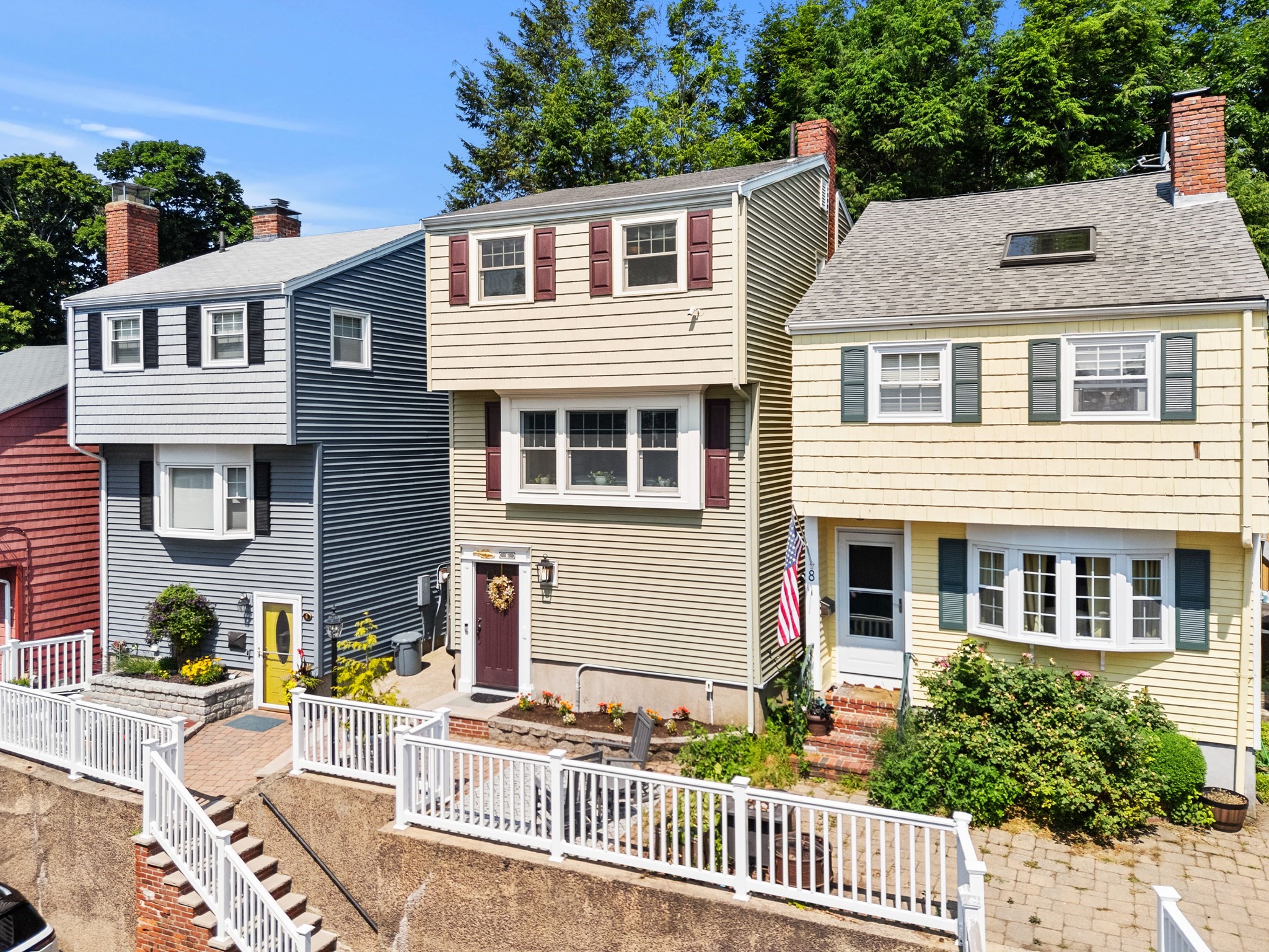 6 Colonial Court, Marblehead, MA 01945