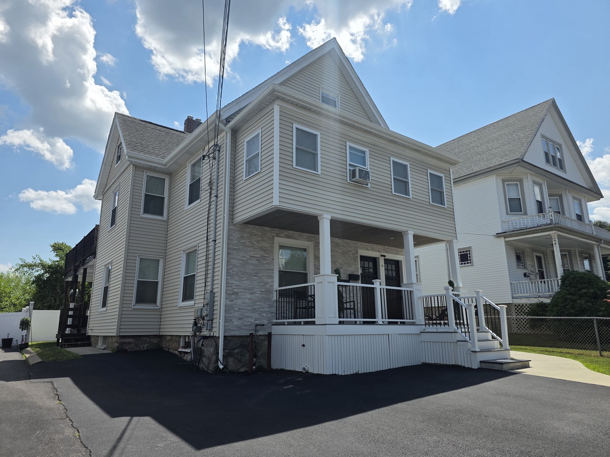 12 Hoyle St, Norwood, MA 02062