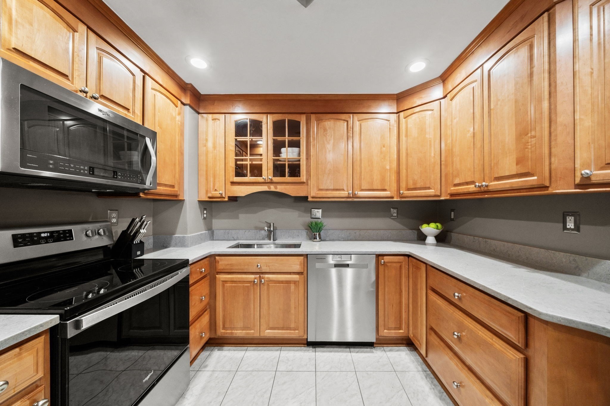 90 Quincy Shore Dr Unit 805, Quincy, MA 02171 - Image 2