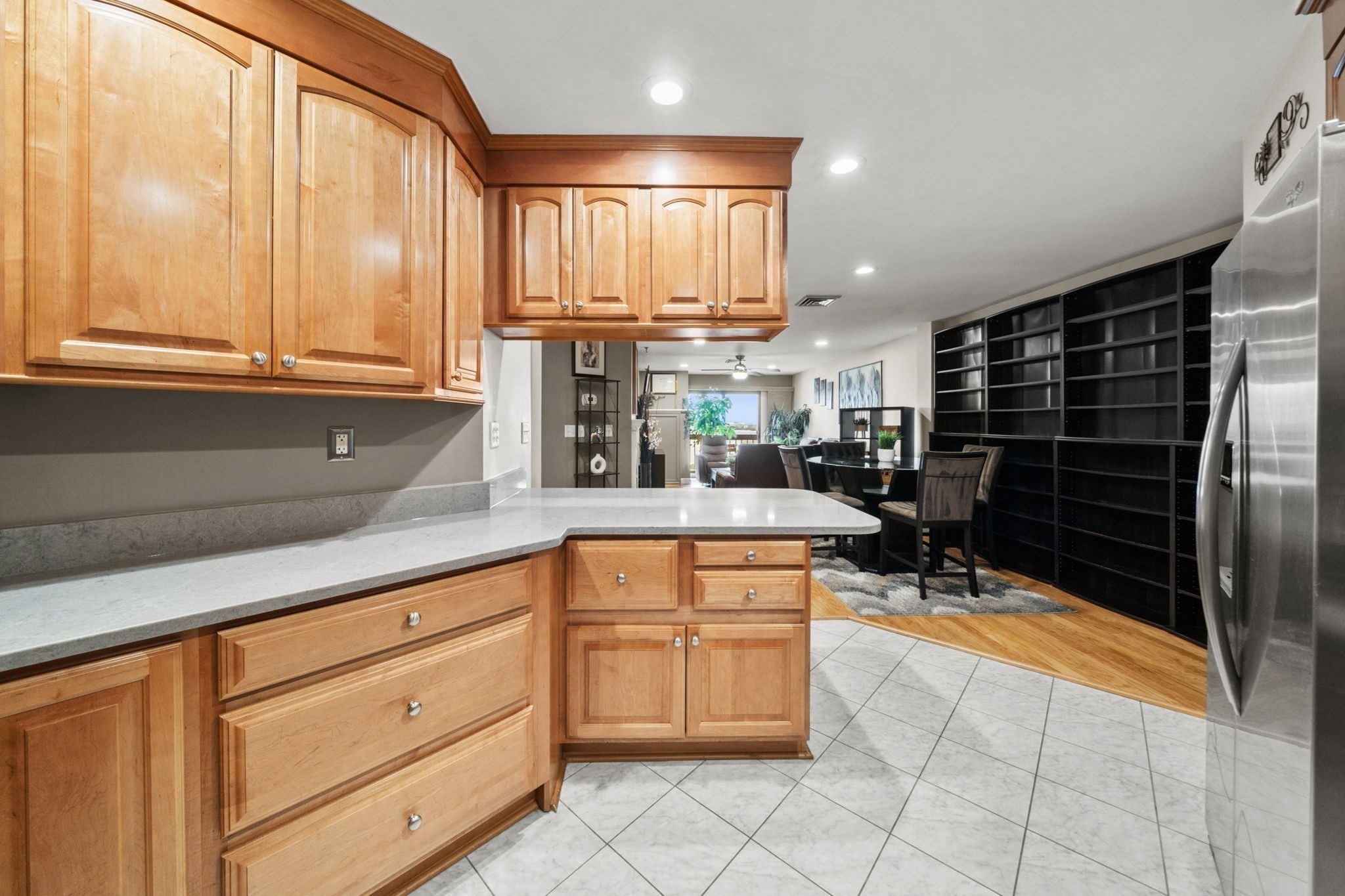 90 Quincy Shore Dr Unit 805, Quincy, MA 02171 - Image 6
