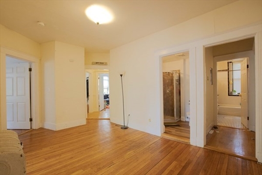 44 Cummings Rd, Apt 2