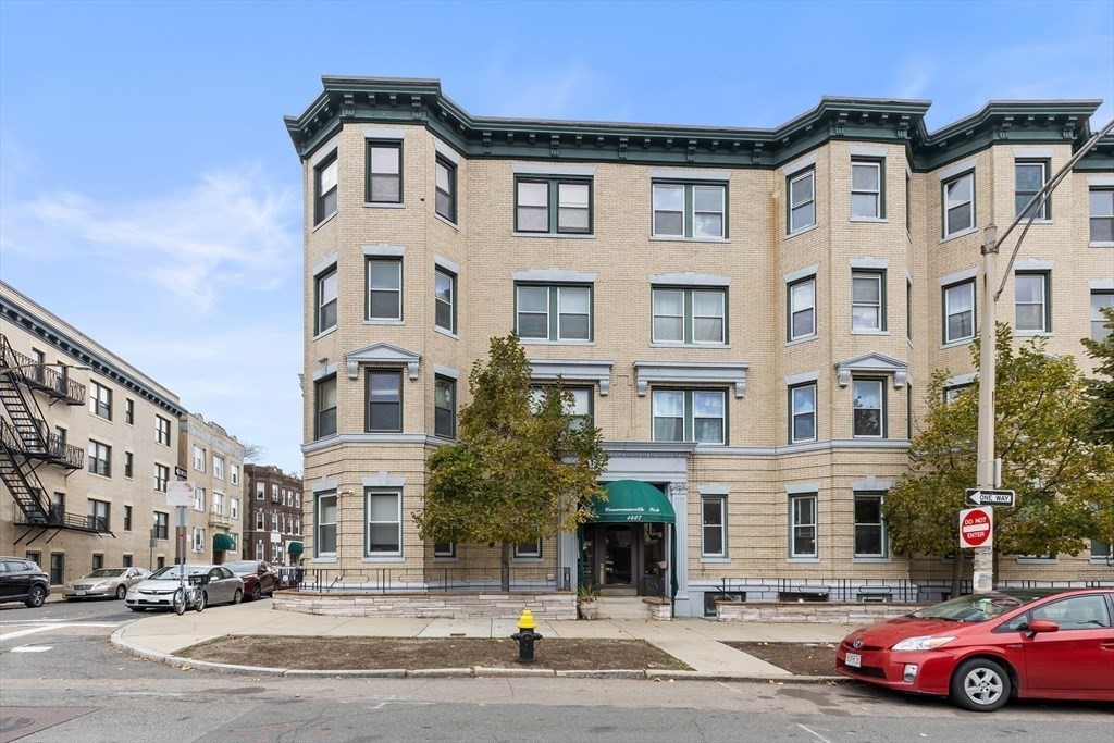 1427 Commonwealth Ave Unit 102, Allston, Boston, MA 02135