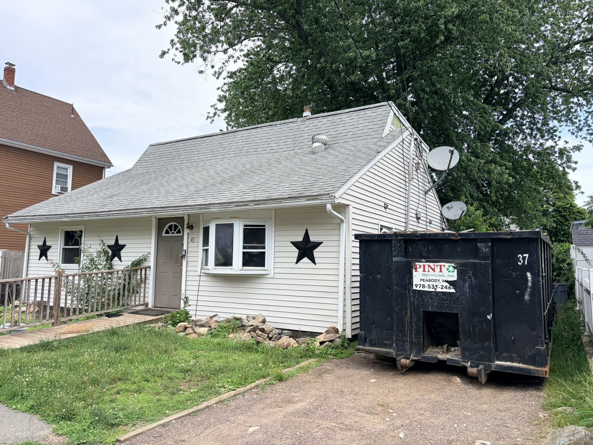 43 Birch St, Saugus, MA 01906