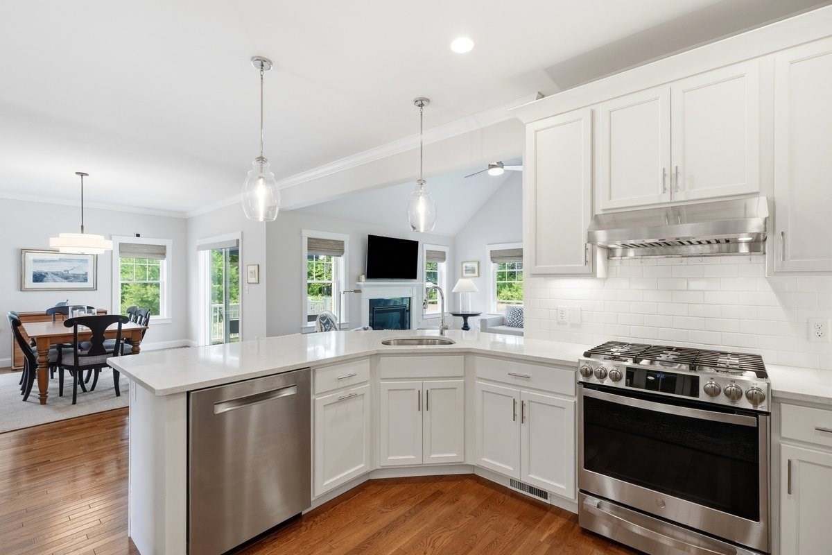 100 White Clover Trl, Plymouth, MA 02360 - Image 9