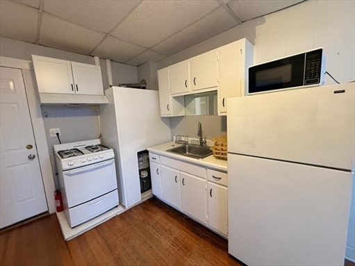 158 Salem, Apt 8