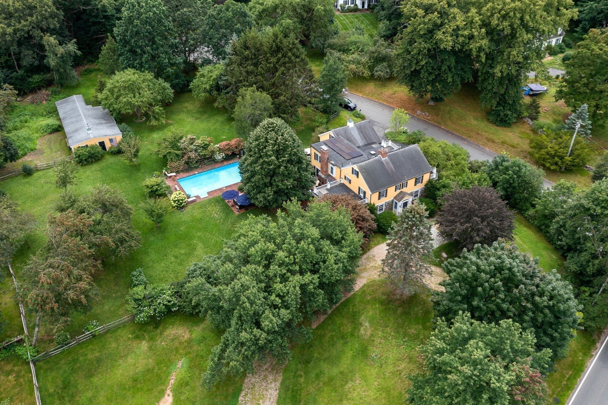 155 Cherry St, Wenham, MA 01984