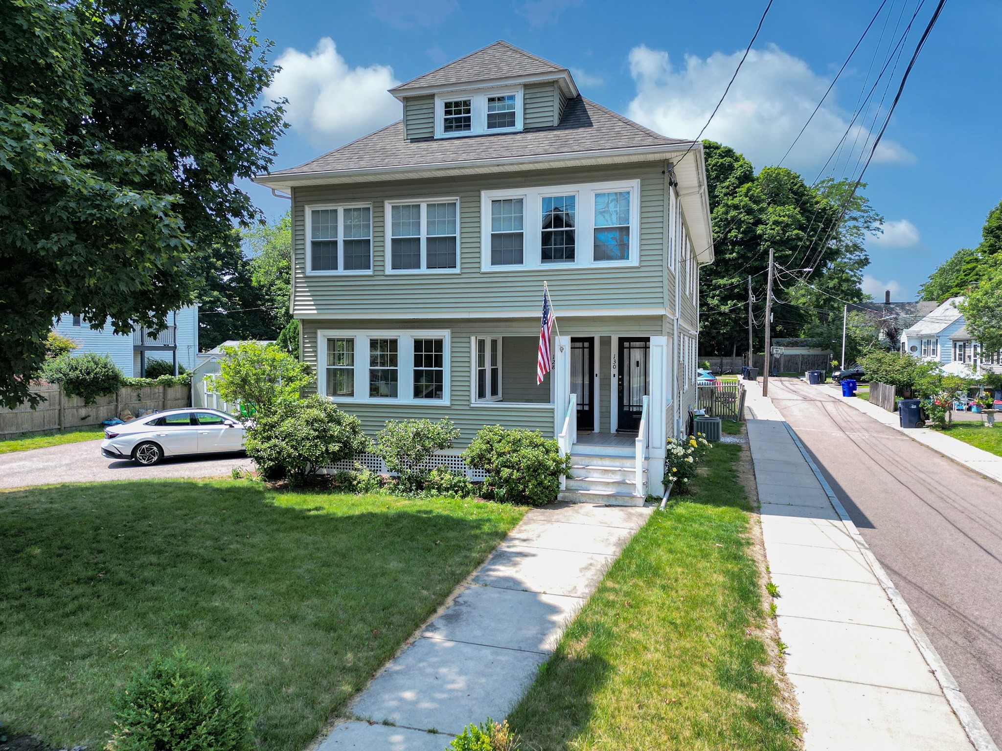 128 Willow St Unit 1, West Roxbury, Boston, MA 02132