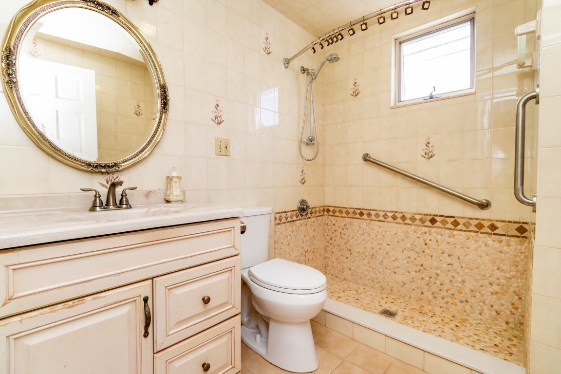 34 Irma Ave, Watertown, MA 02472 - Image 11