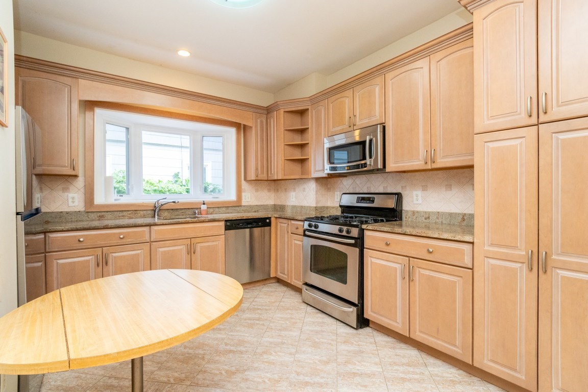 34 Irma Ave, Watertown, MA 02472 - Image 8