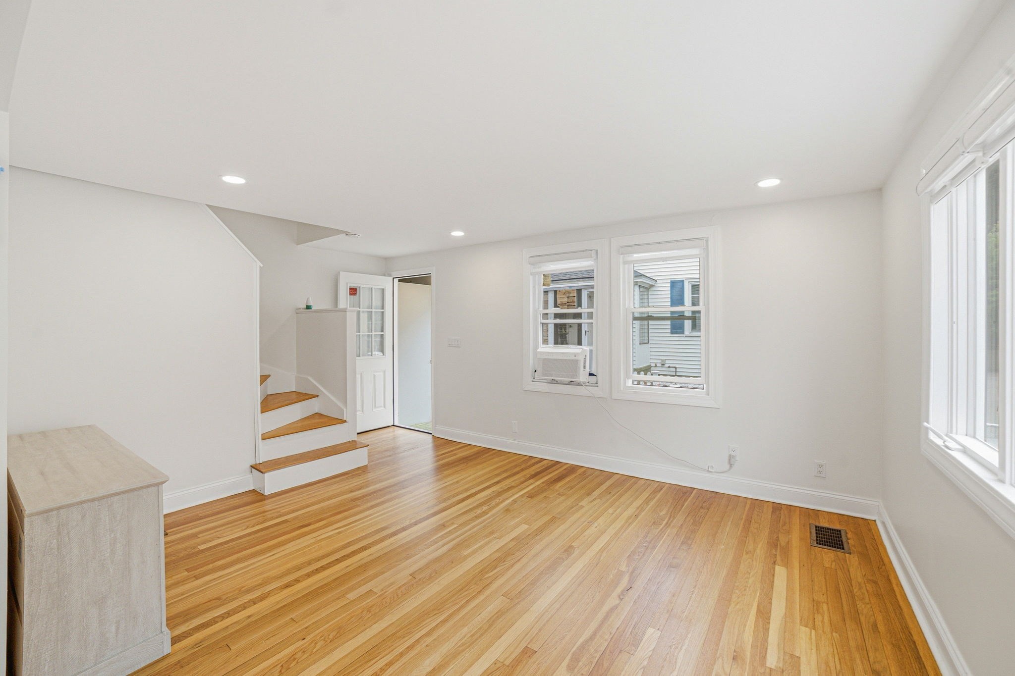 54 Bay State Rd, Quincy, MA 02171 - Image 9