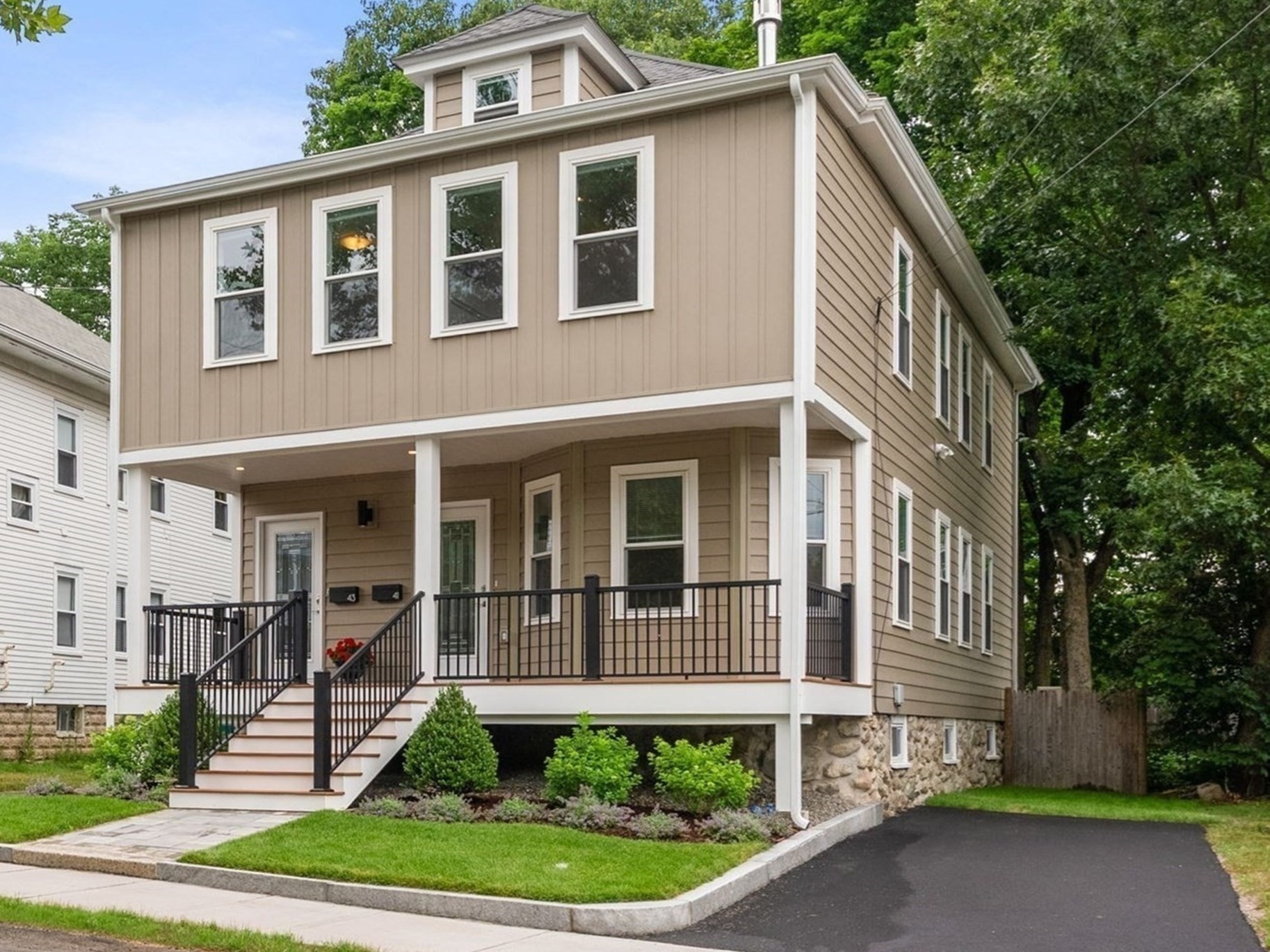 41 Elliot St Unit 1, Norwood, MA 02062