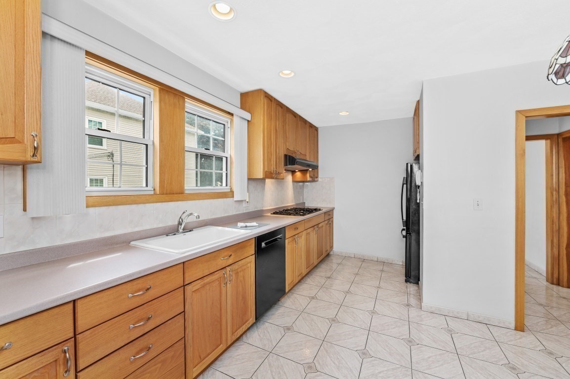 213 Main St, Melrose, MA 02176 - Image 9
