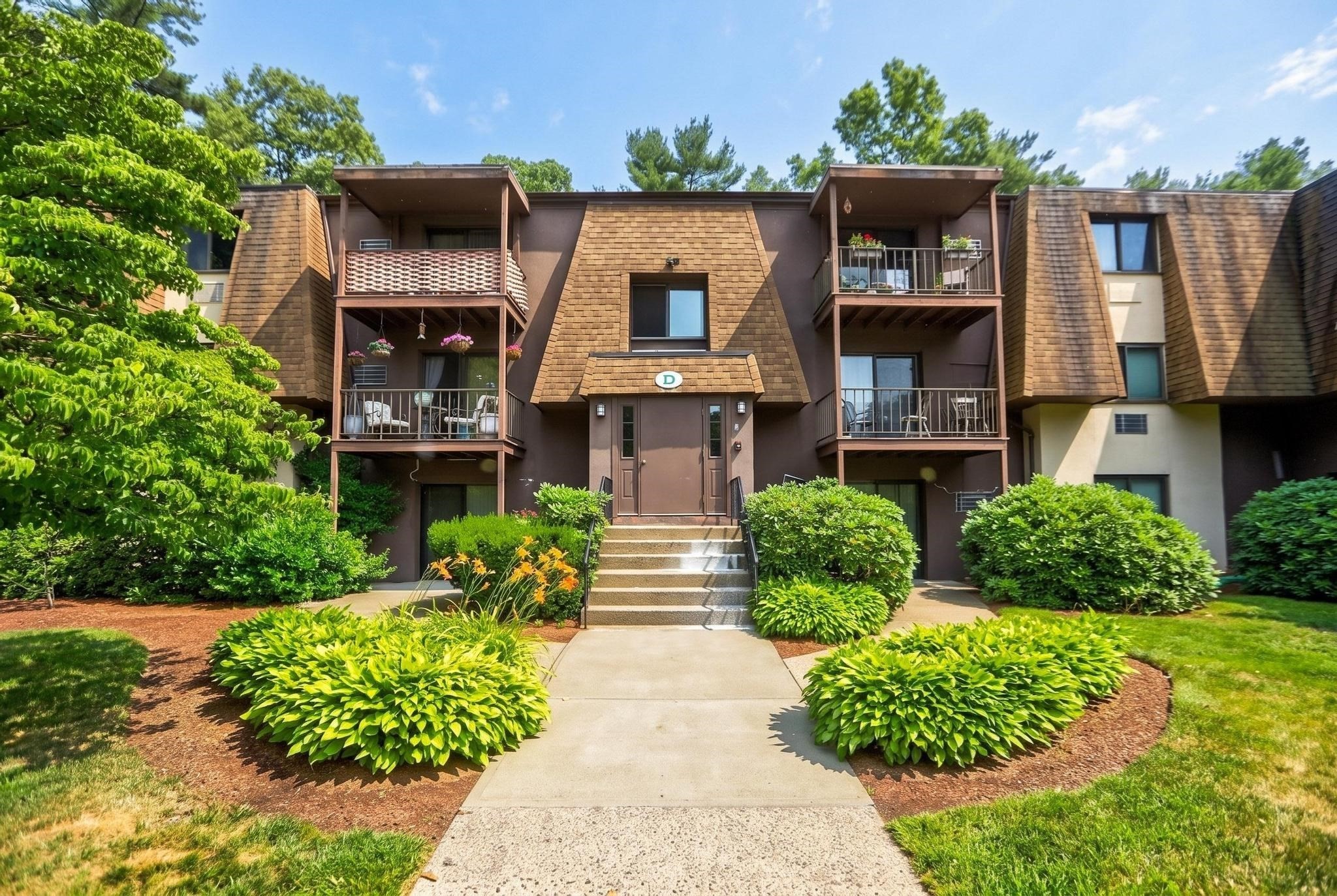491 W Central St Unit D2, Franklin, MA 02038