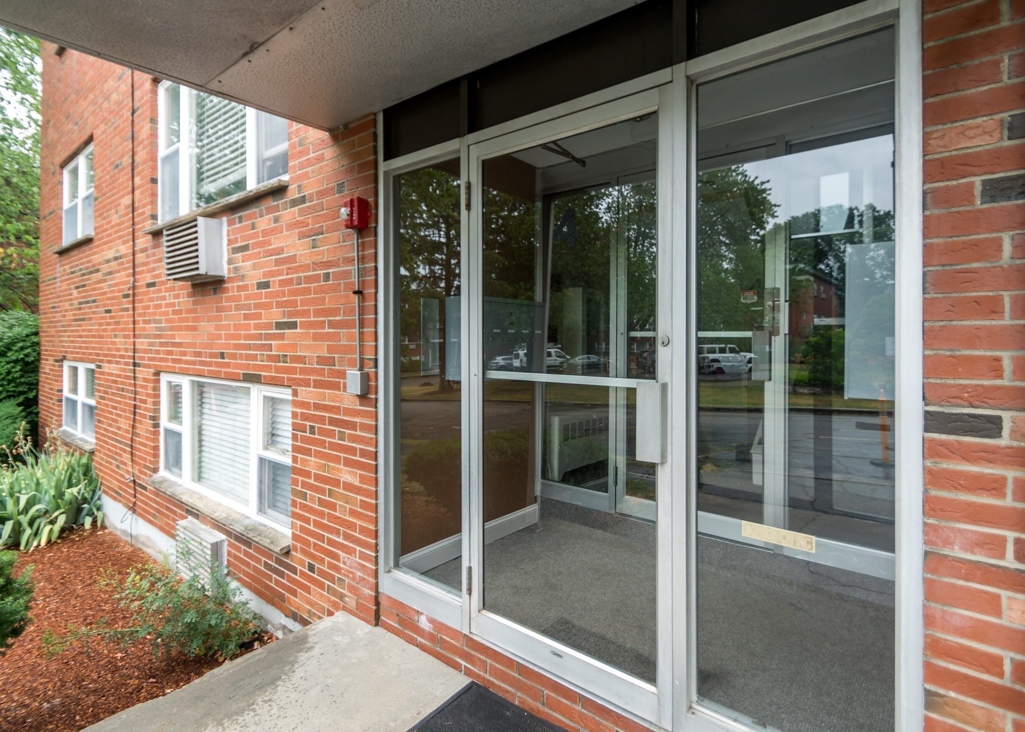 1105 Lexington St Unit 4-1, Waltham, MA 02452