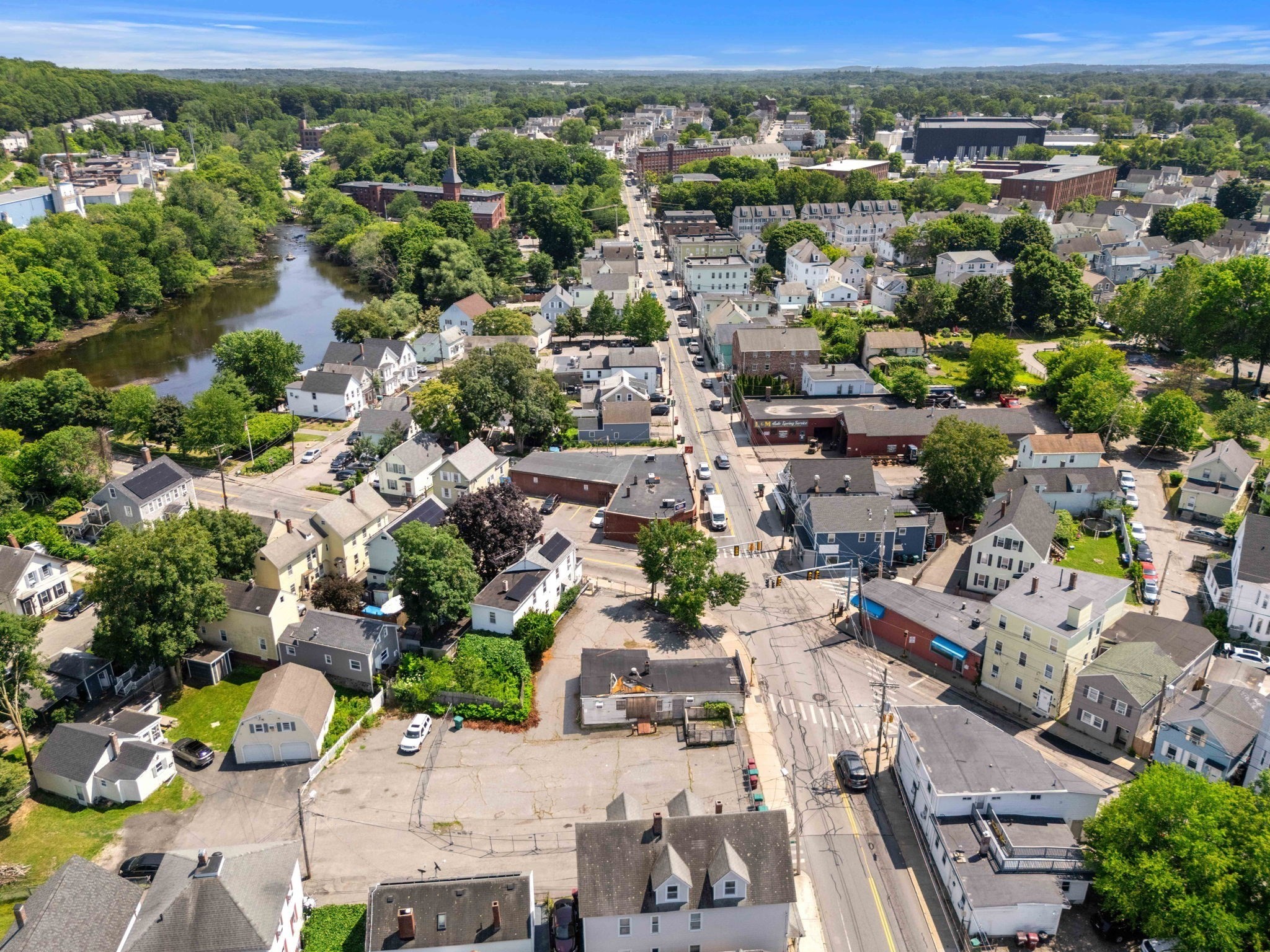 380 Lawrence St, Lowell, MA 01852 - Image 11
