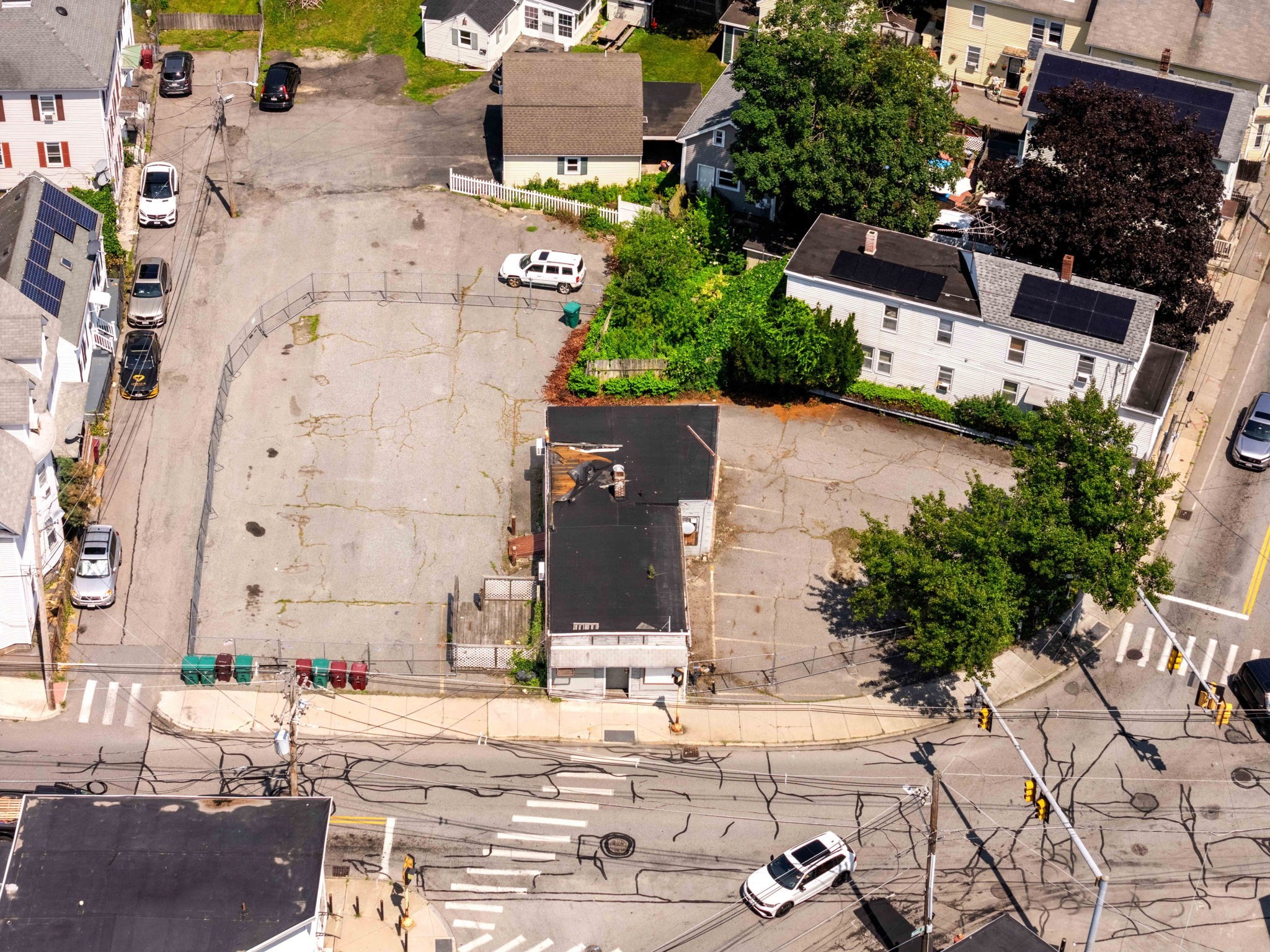 380 Lawrence St, Lowell, MA 01852 - Image 14