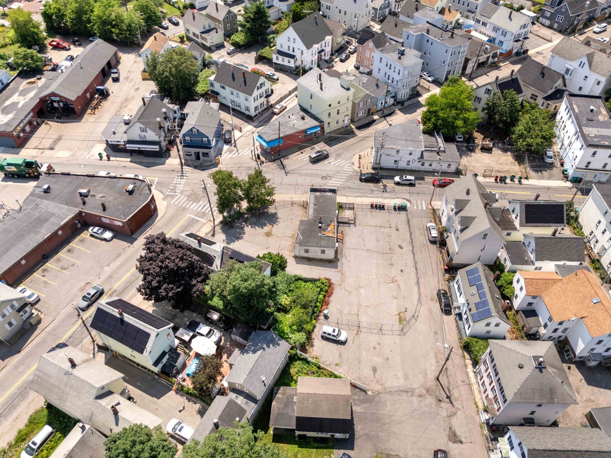 380 Lawrence St, Lowell, MA 01852 - Image 19