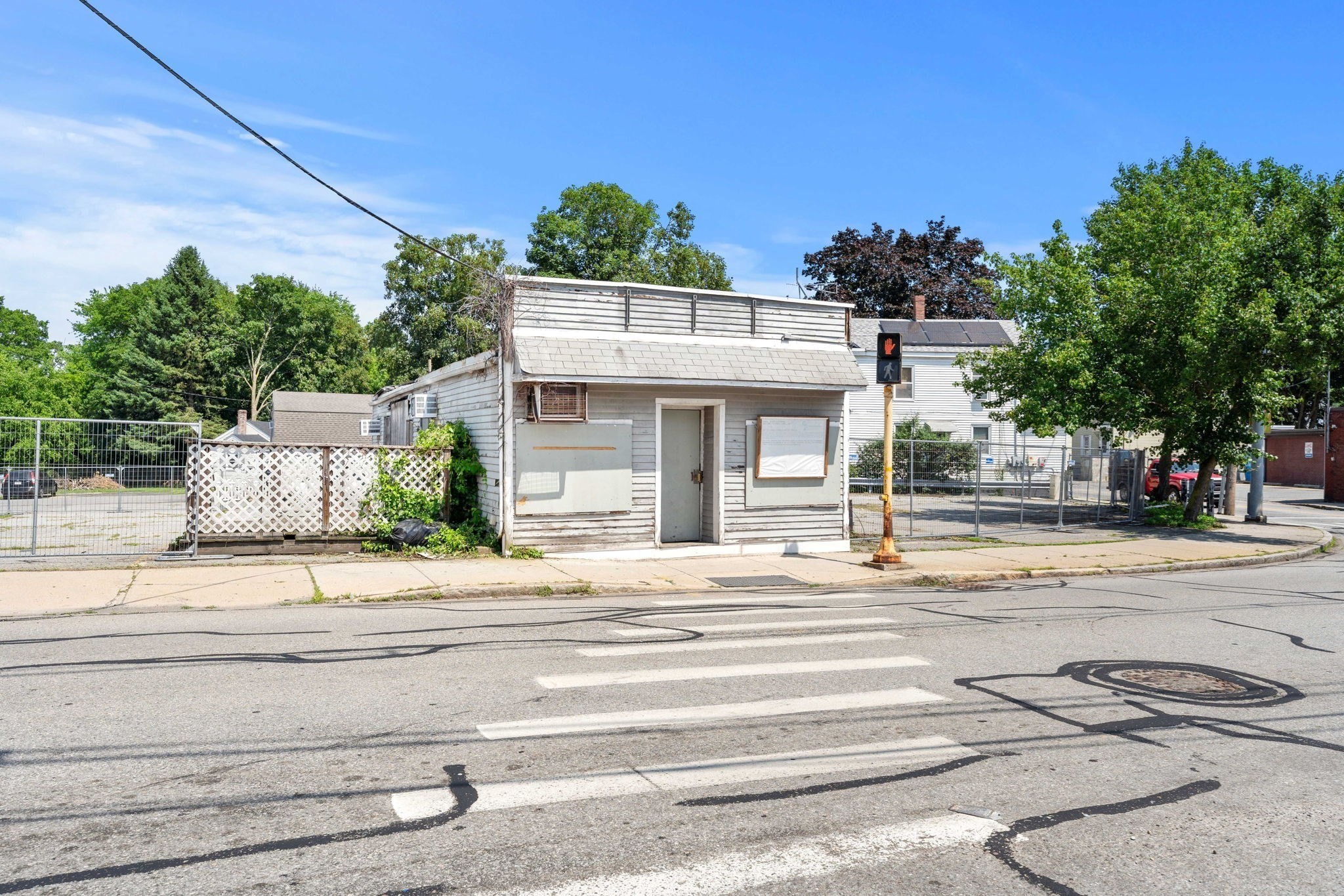 380 Lawrence St, Lowell, MA 01852 - Image 3