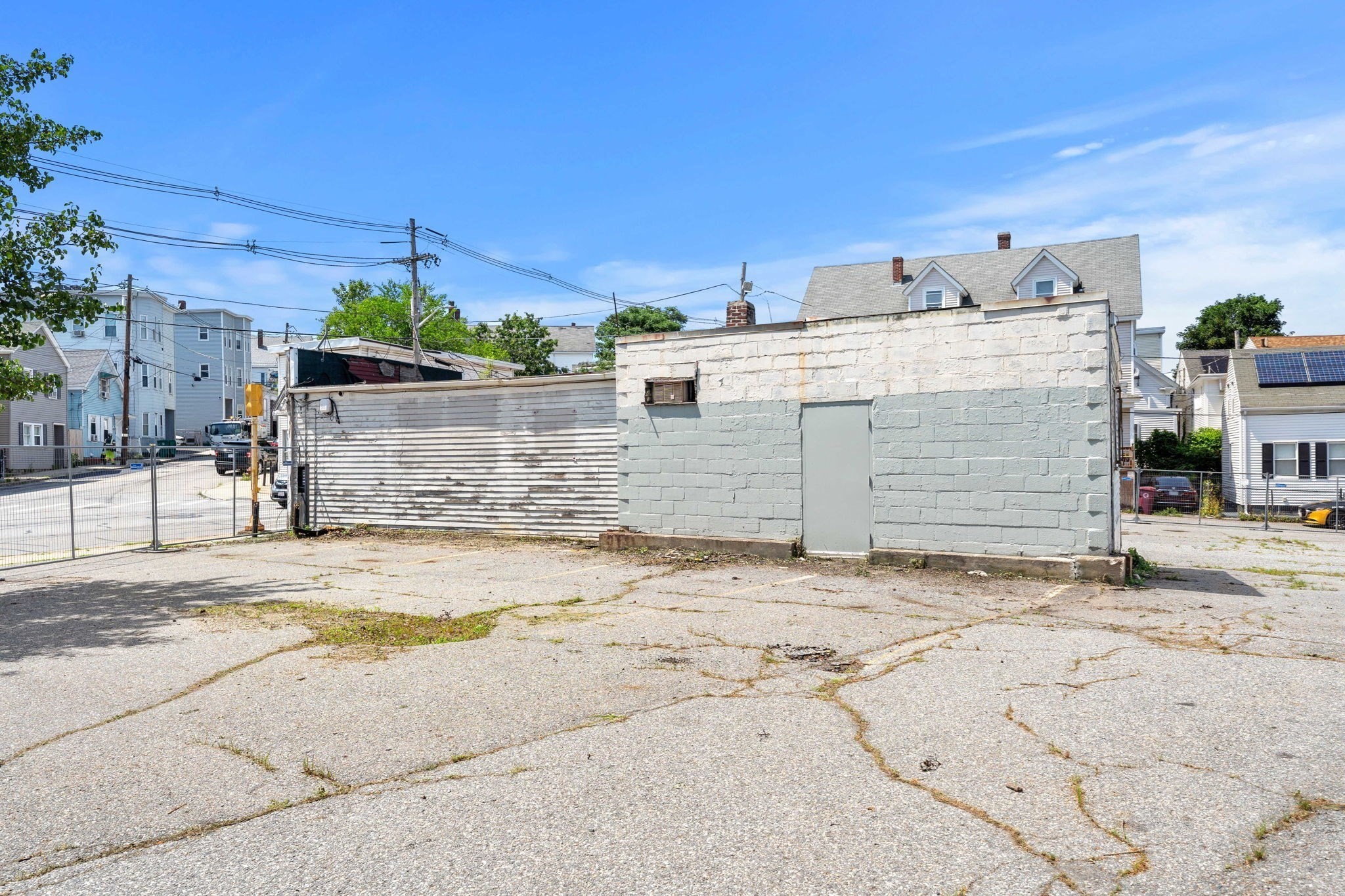 380 Lawrence St, Lowell, MA 01852 - Image 8